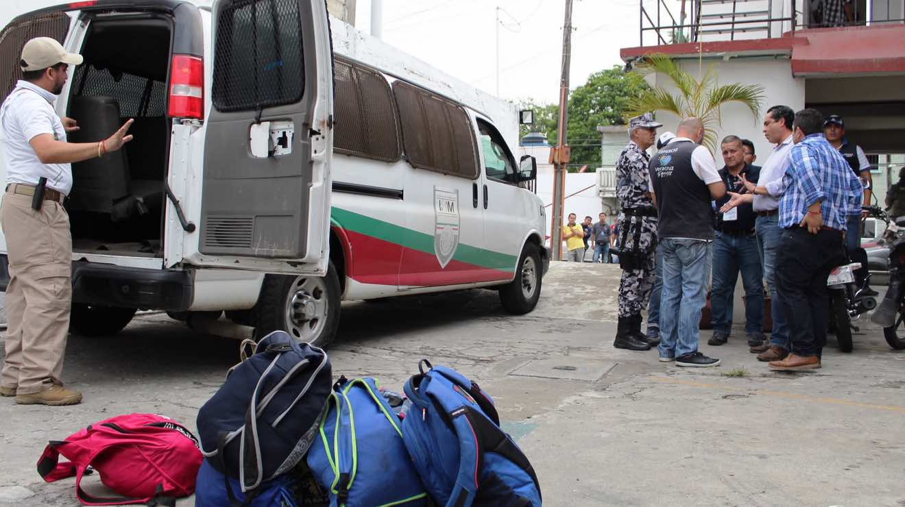 Agentes del INM, los traficantes de cuello blanco en Veracruz