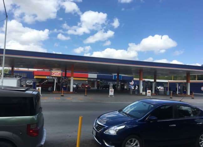Crimen organizado somete a gasolineros en Nuevo Laredo