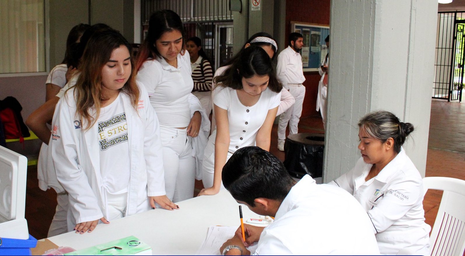 Recién egresados de medicina temen salir fuera de Tamaulipas