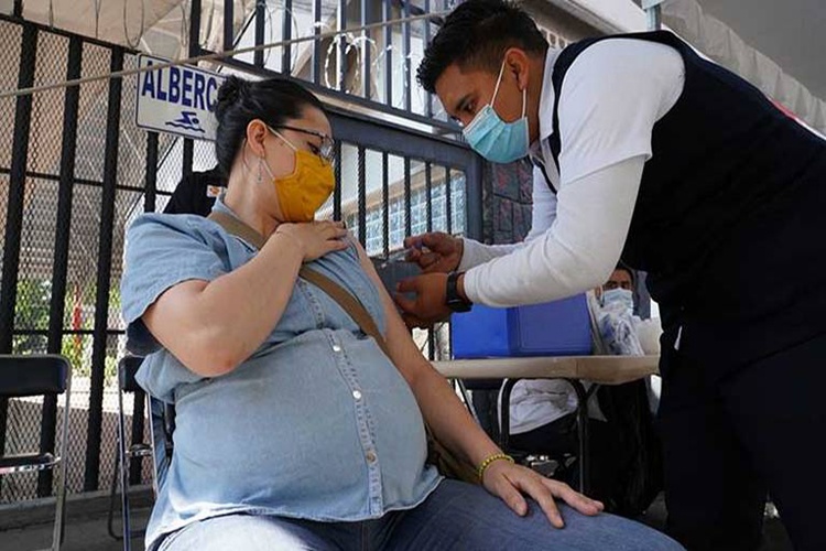 Covid golpea a mujeres embarazadas en Veracruz