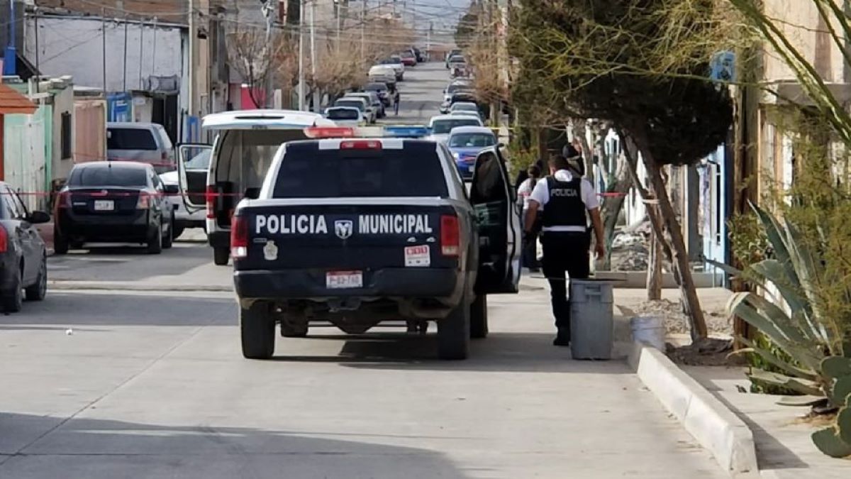 Matrimonio de policías, discute y se matan a balazos en Chihuahua