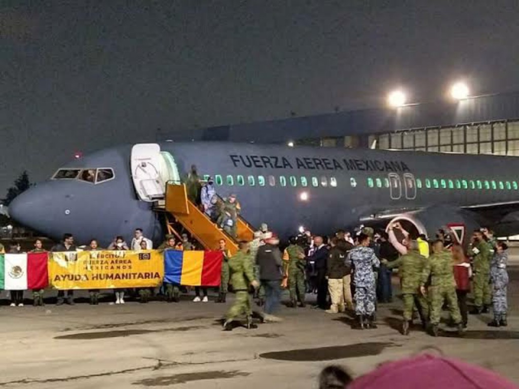 Segundo avión de la Fuerza Aérea Mexicana llega a la CDMX con mexicanos y ucranianos que huyen de la invasión rusa