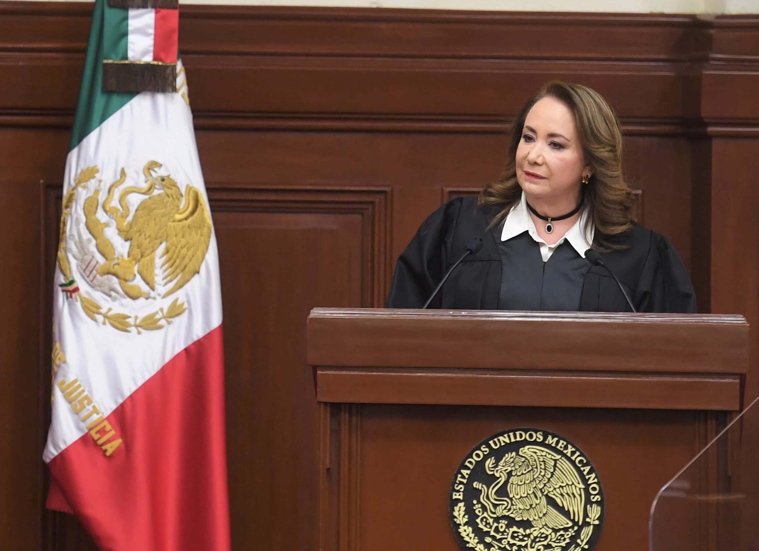 Ministra de la Suprema Corte de México plagió tesis de derecho, concluye UNAM
