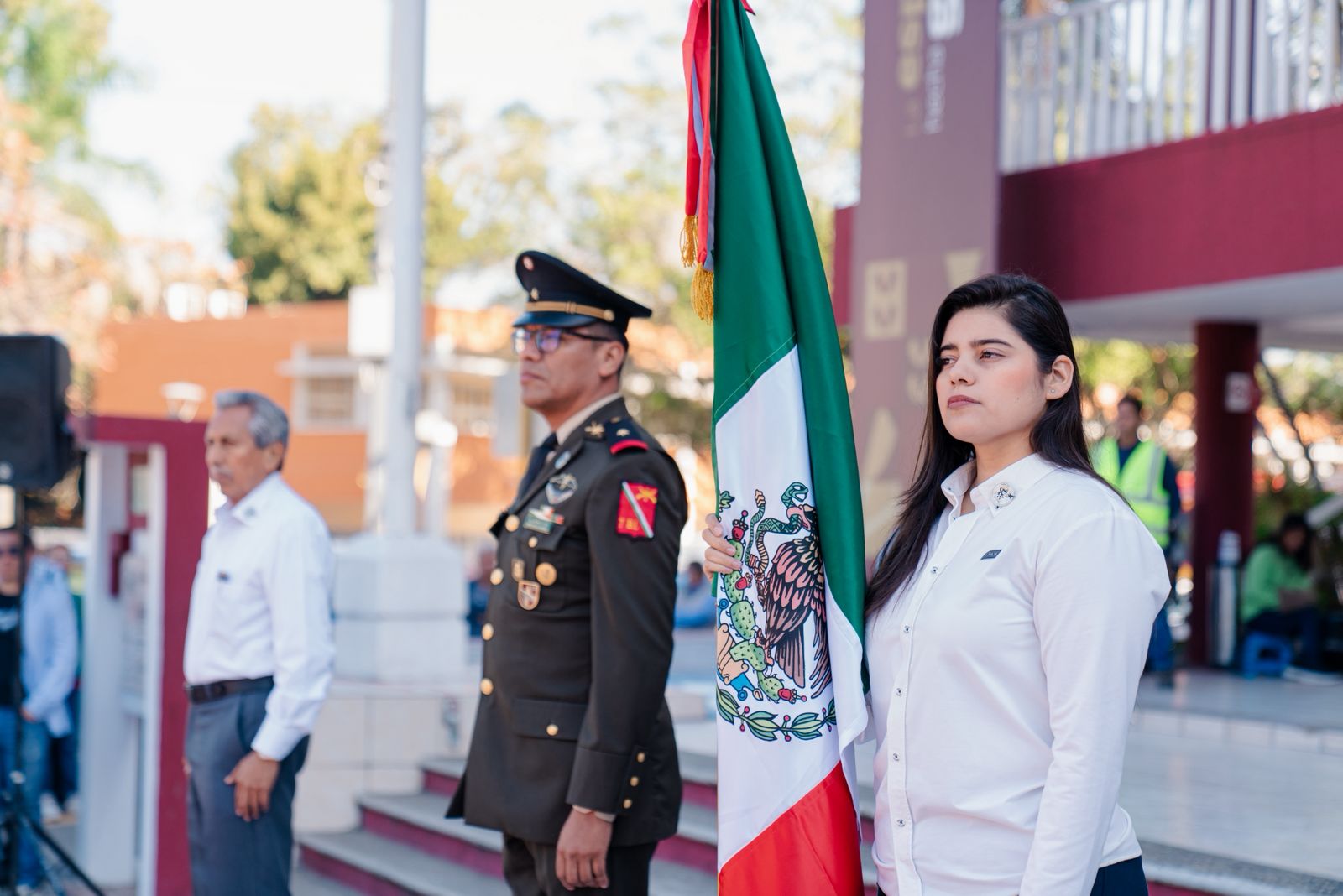 Día de la Bandera: Gobierno de Poza Rica realiza abanderamiento a 20 planteles